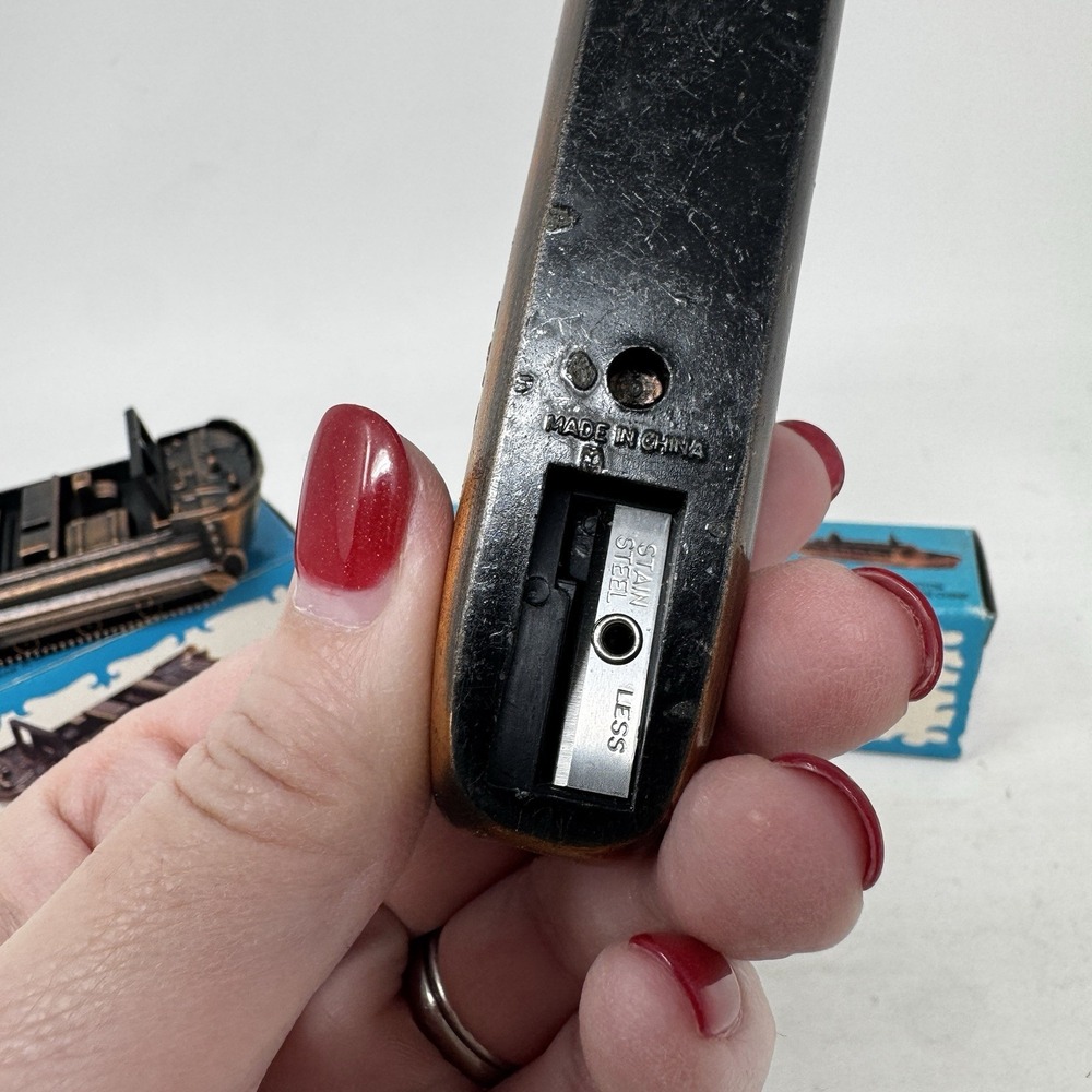 Vintage Die Cast Military Mini Pencil Sharpeners Ship Boat Miniature Lot of 2 - Picture 6 of 11